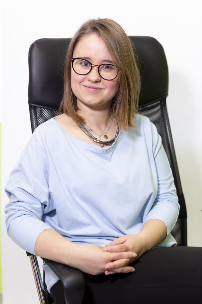 kontakt_karolina